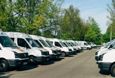 How Fleet Tracking Technology Boosts Efficiency for Your Business